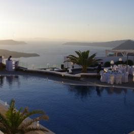 Фото ресторана Santorini Gem вид с бассейна